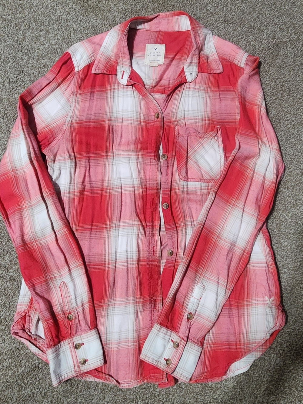 American Eagle Outfitters Red and White Plaid Button-Down Shirt